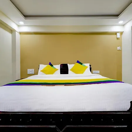 Itsy By Treebo - Hill View Hotel Madikeri Exterior photo