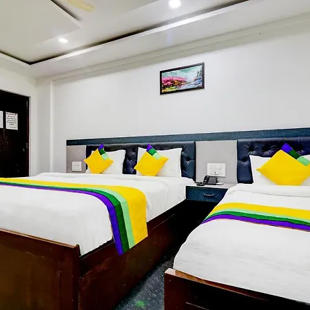Itsy By Treebo - Hill View Hotel Madikeri Exterior photo