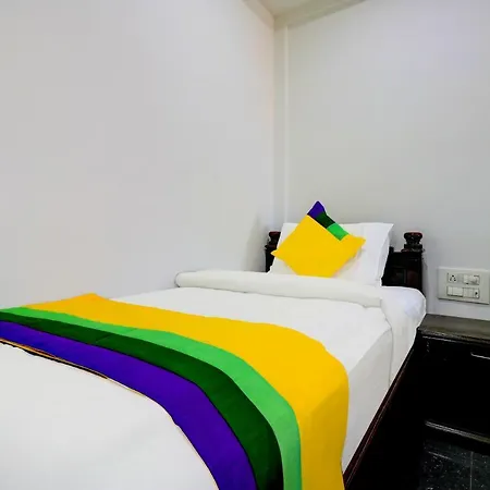 Itsy By Treebo - Hill View Hotel Madikeri Exterior photo