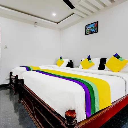 Itsy By Treebo - Hill View Hotel Madikeri Exterior photo